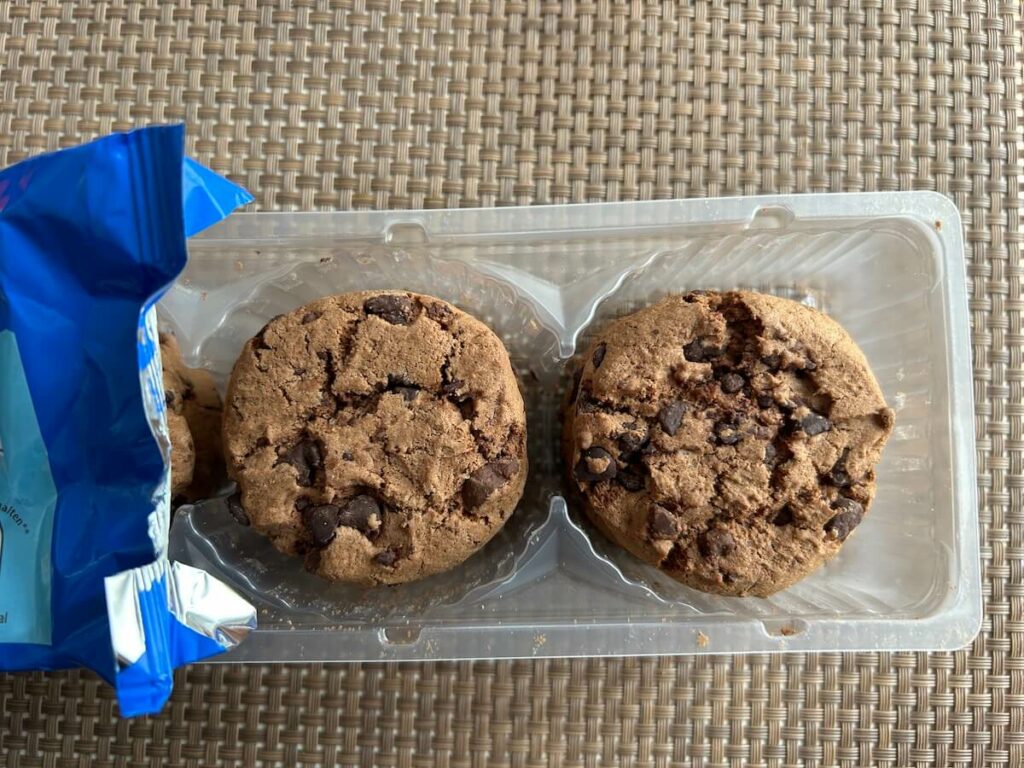 Biscotto American Cookies Double Chocolate geöffnet in Verpackung von oben