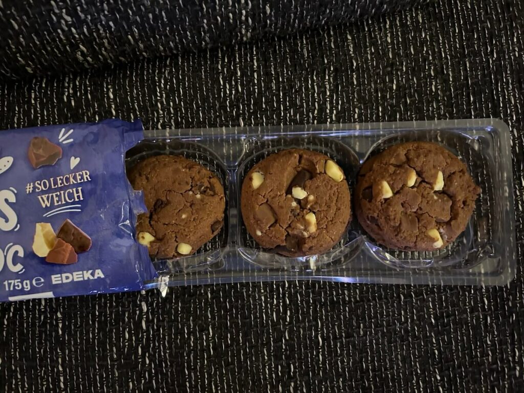 Gut & Günstig Soft Cookies Triple Choc geöffnete Packung
